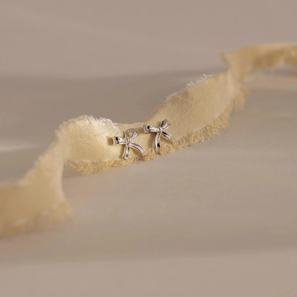 Bow Studs Silver 18K Gold Plated