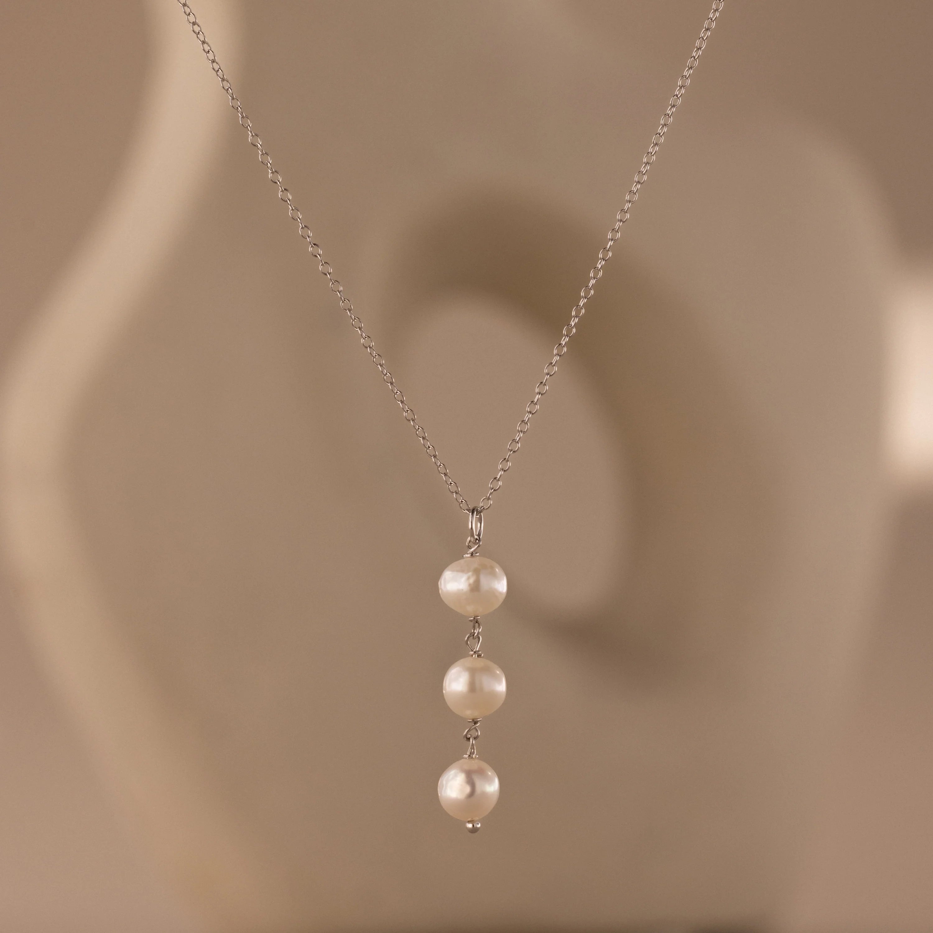 Pearl Cascade Necklace Silver 18K Gold Plated