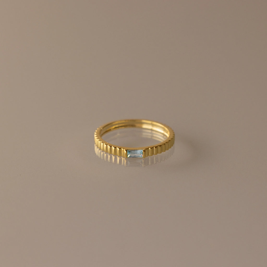 Ribbed Aquamarin Ring Silver 18K Gold Plated