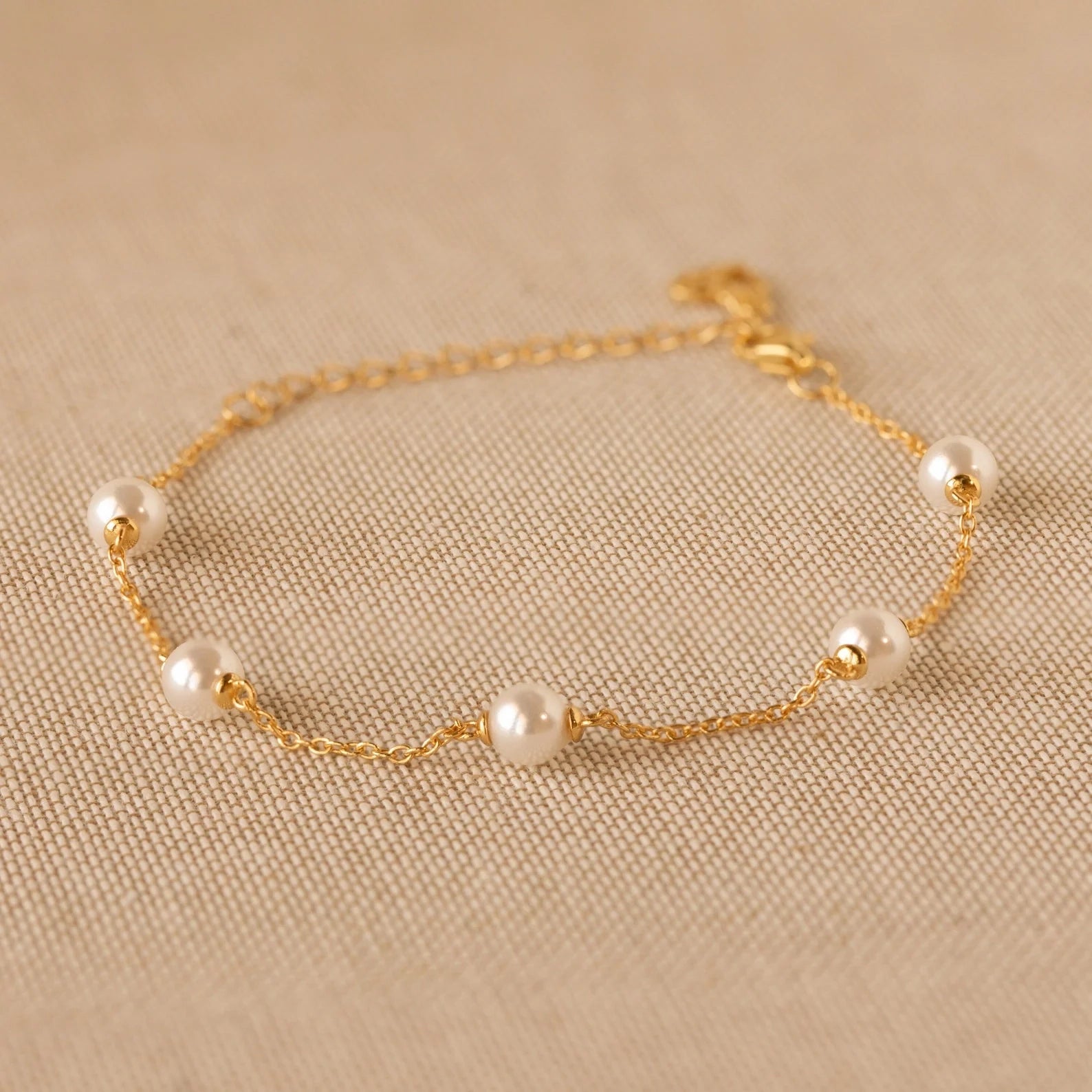 Pearl Station Bracelet Silver 18K Gold Plated