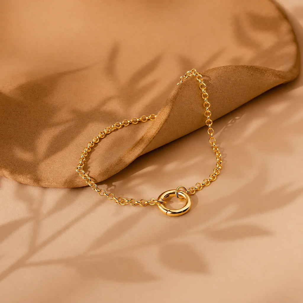 Minimalist Circle Bracelet