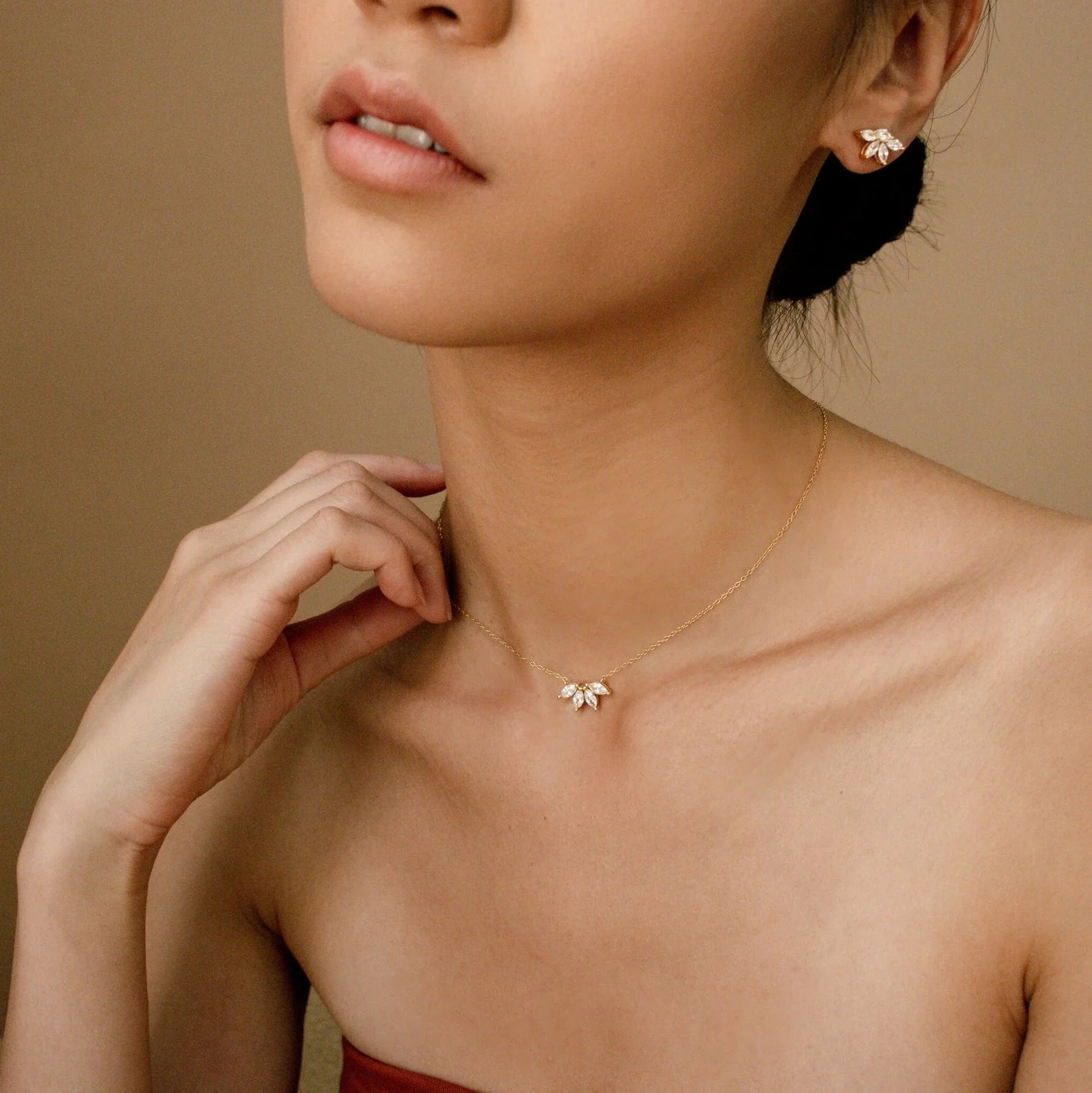 Marquise Diamond Flower Necklace Silver 18K Gold Plated