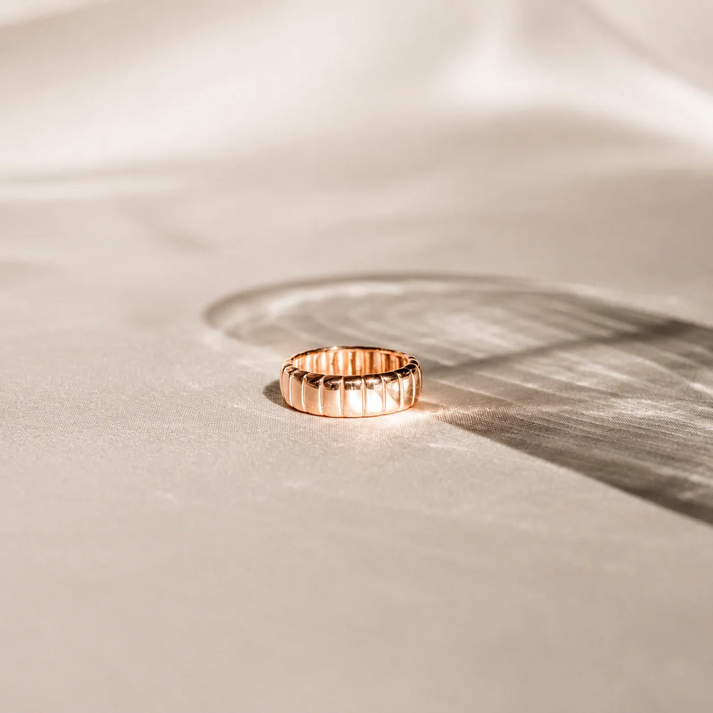 Audrey Simple Statement Ring