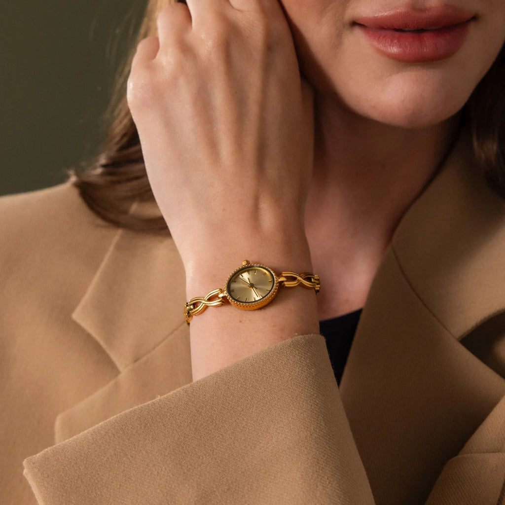 Oval Infinity Link Timepiece Silver 18K Gold Plated