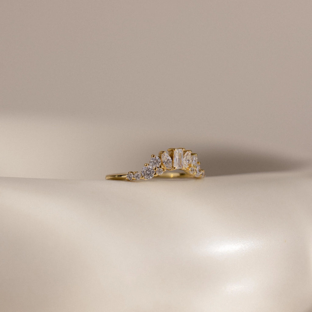 Diamond Curve Cluster Ring Silver 18K Gold Plated