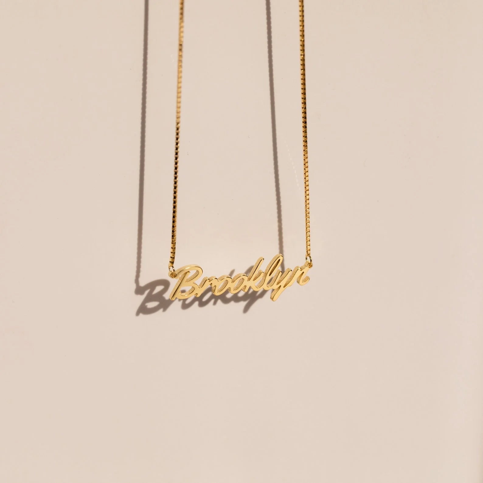 Casella Name Necklace in Box Chain  Silver 18K Gold Plated