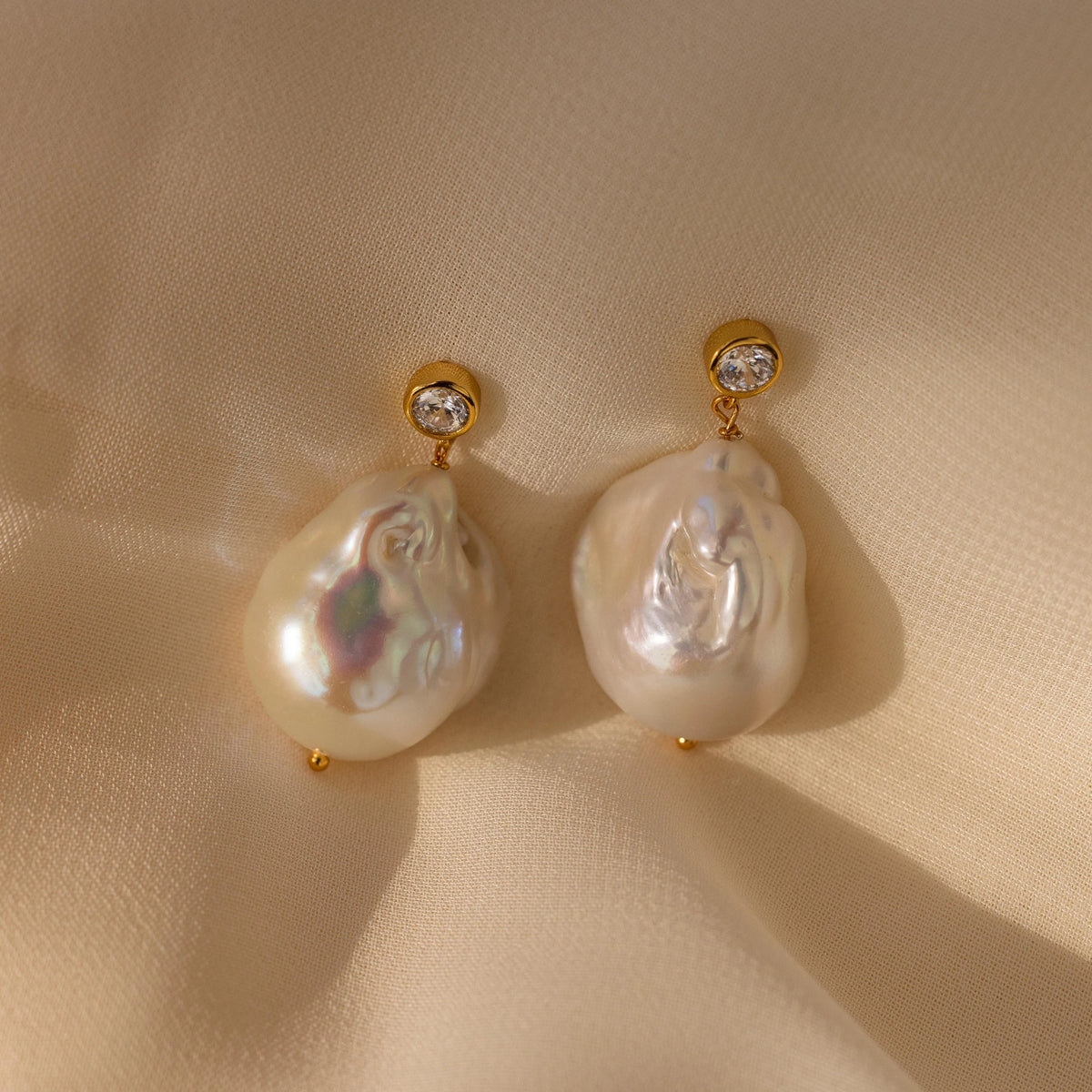 Diamond Baroque Pearl Studs Silver 18K Gold Plated