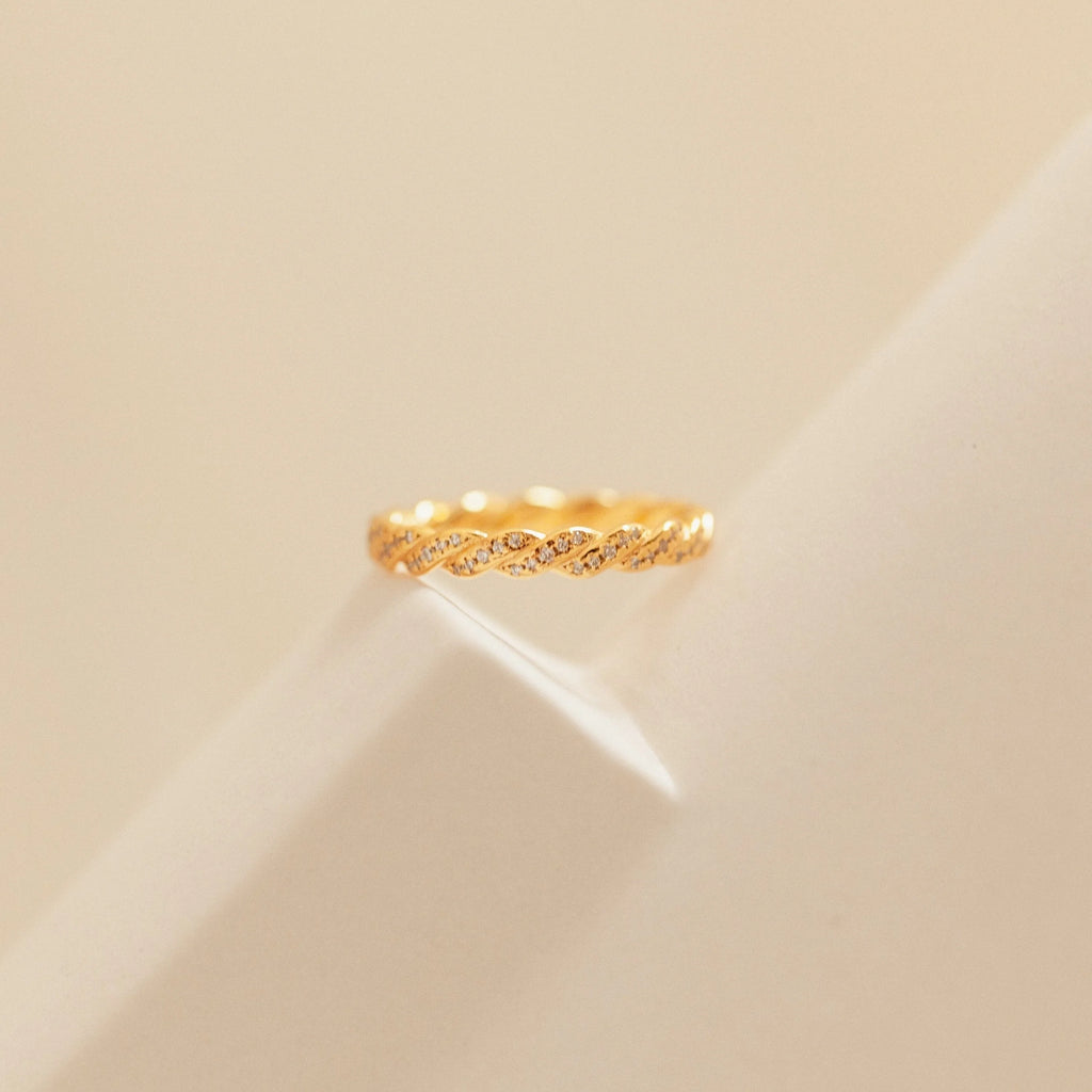 Twist Diamond Ring