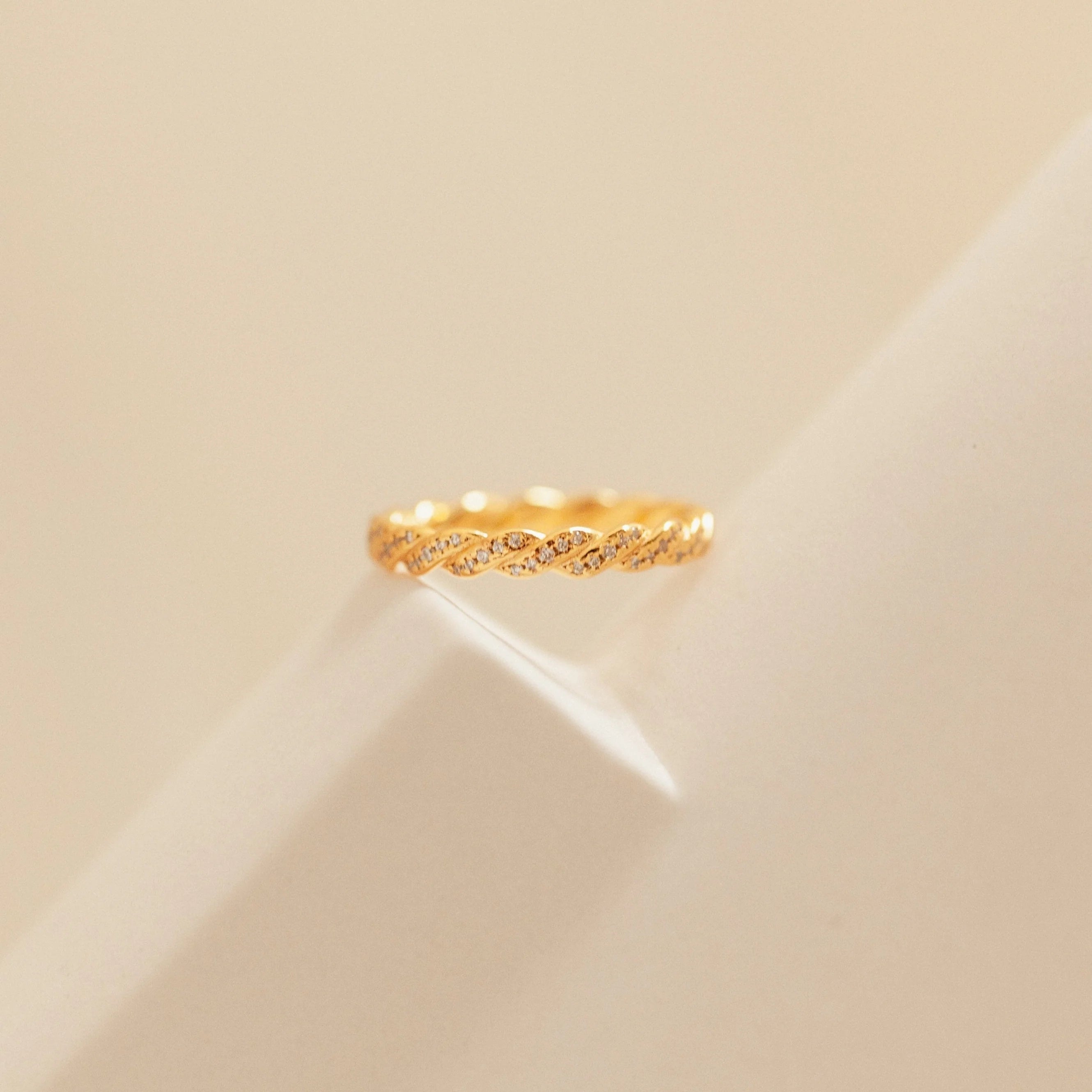 Twist Diamond Ring
