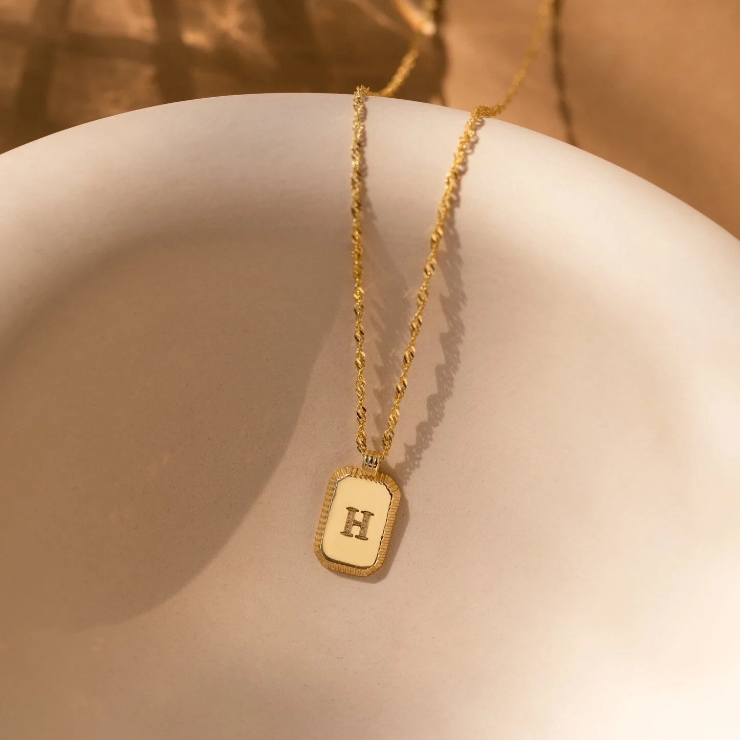 Newsletter Ribbed Initial Necklace Silver 18K Gold Plated