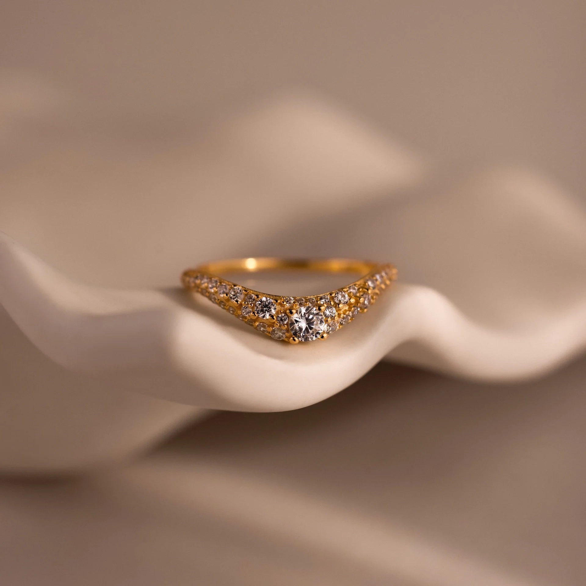 Pave Diamond Curve Ring Silver 18K Gold Plated