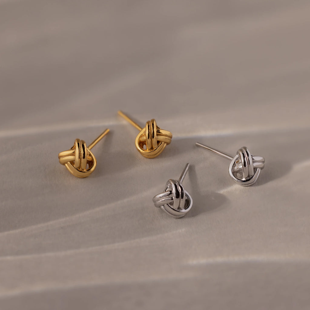 Love Knot Studs Silver 18K Gold Plated