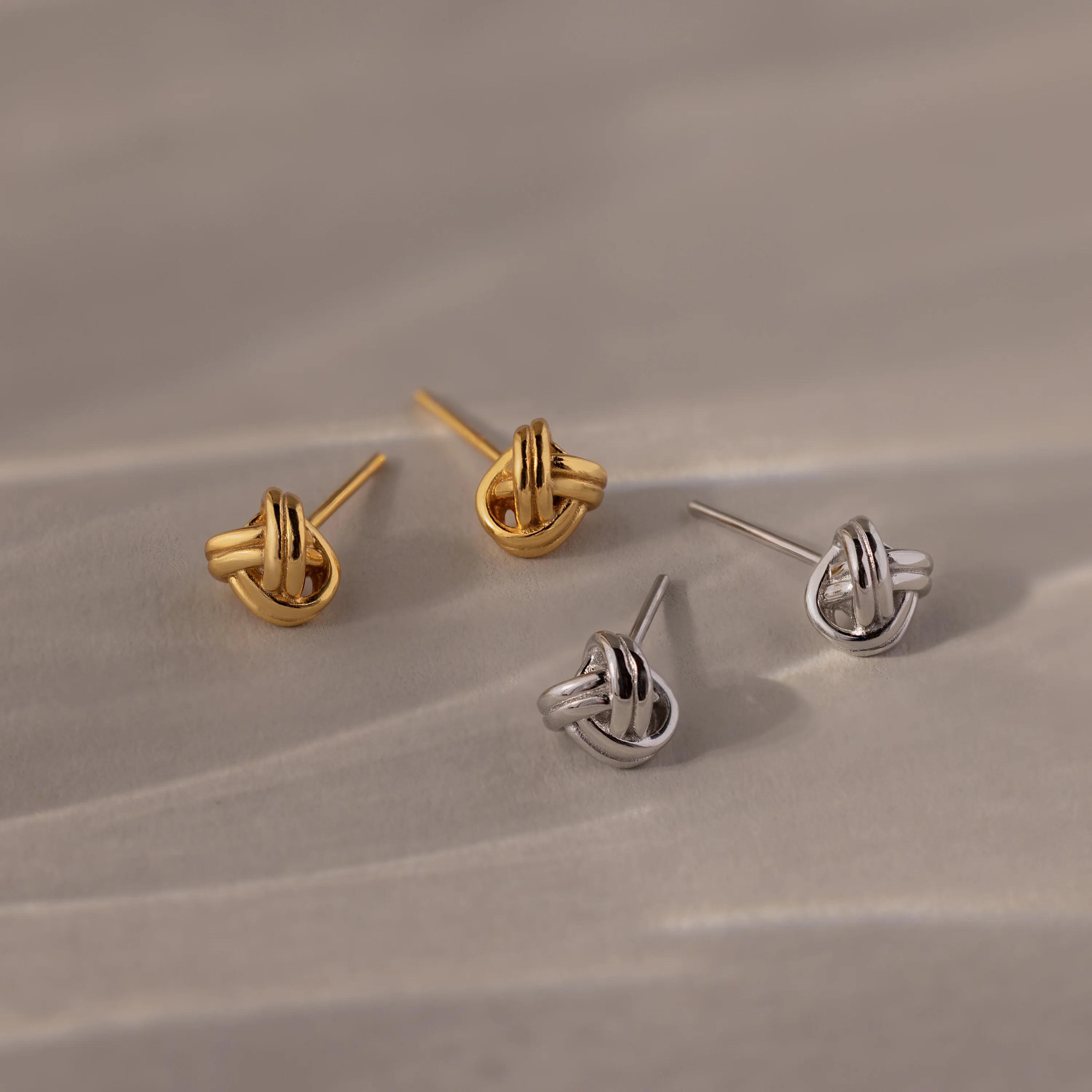 Love Knot Studs Silver 18K Gold Plated
