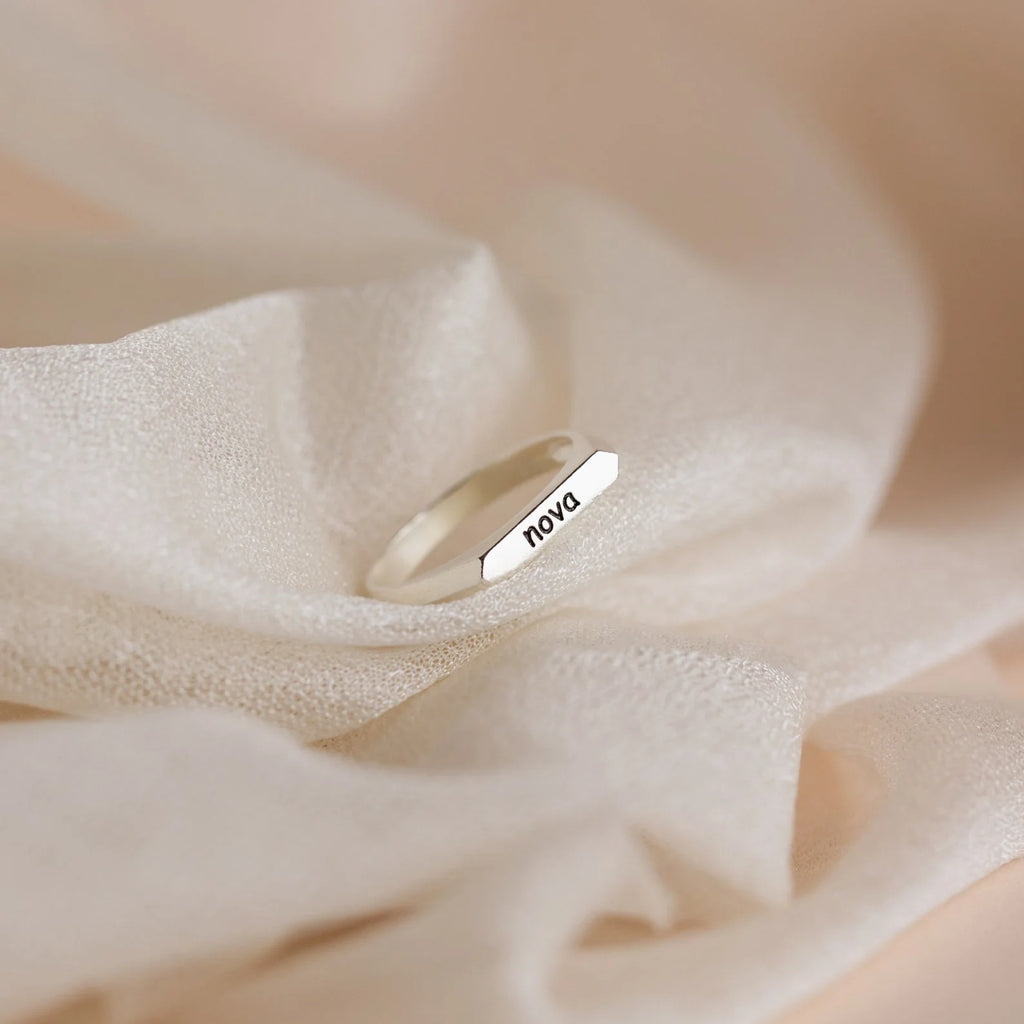 Thin Name Signet Ring Silver 18K Gold Plated