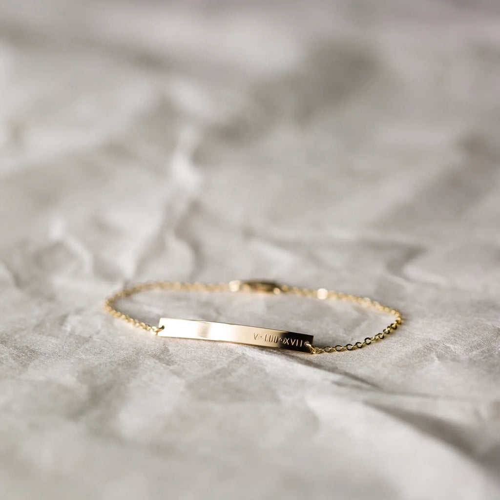 Serra Bar Bracelet