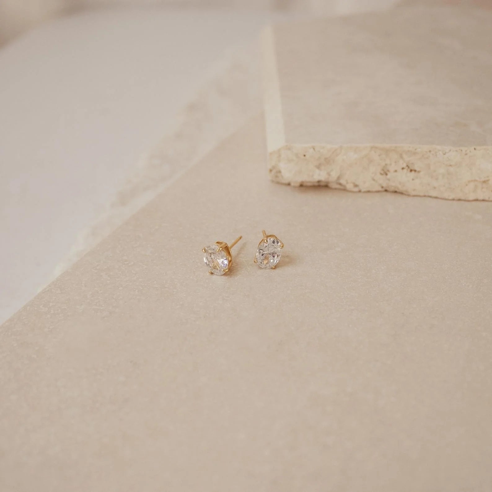 Diamonds Oval Diamond Studs Silver 18K Gold Plated