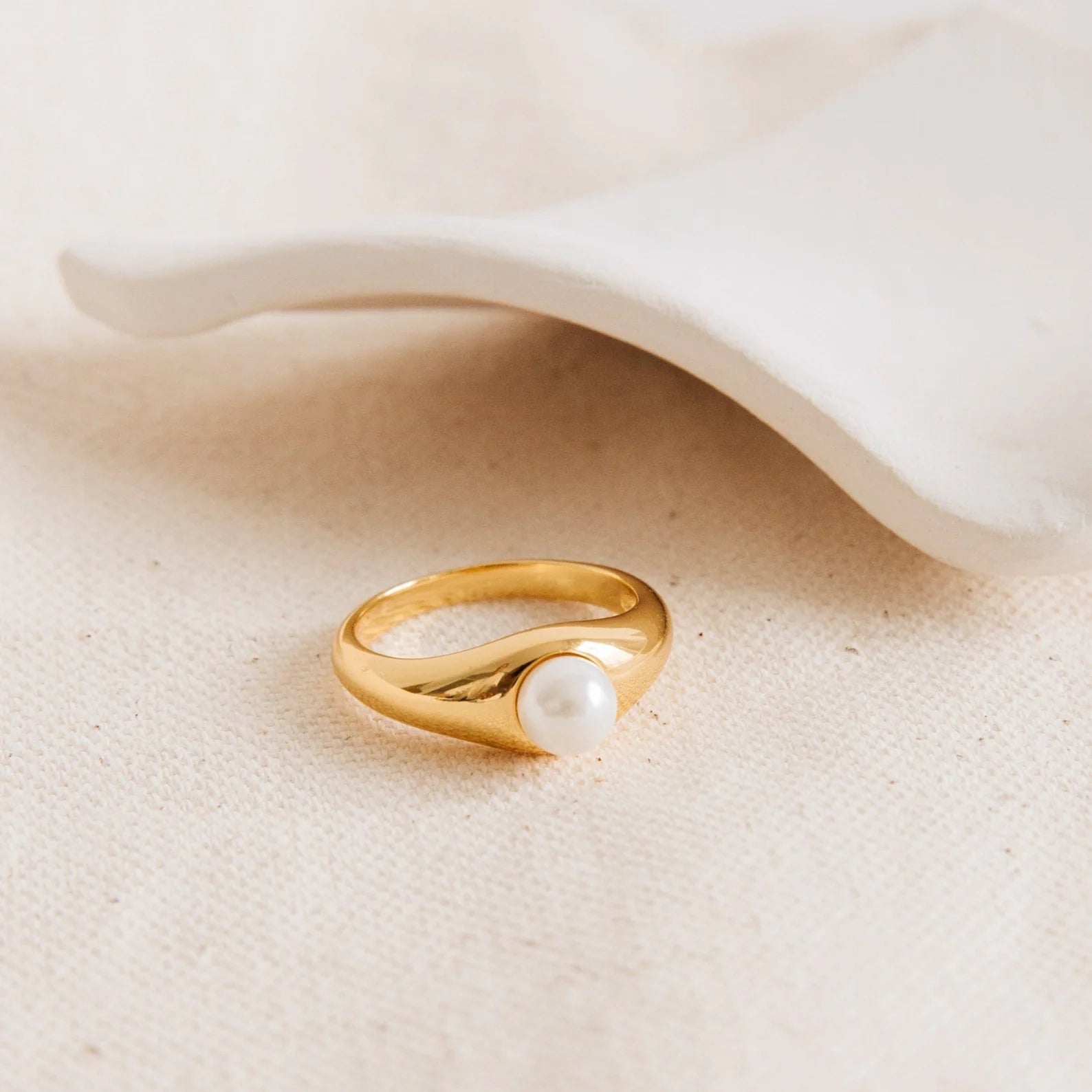 Freshwater Pearl Signet Ring Silver 18K Gold Plated