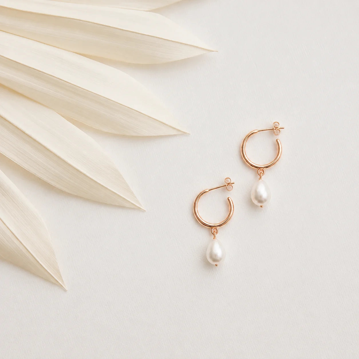 Margot Pearl Hoops