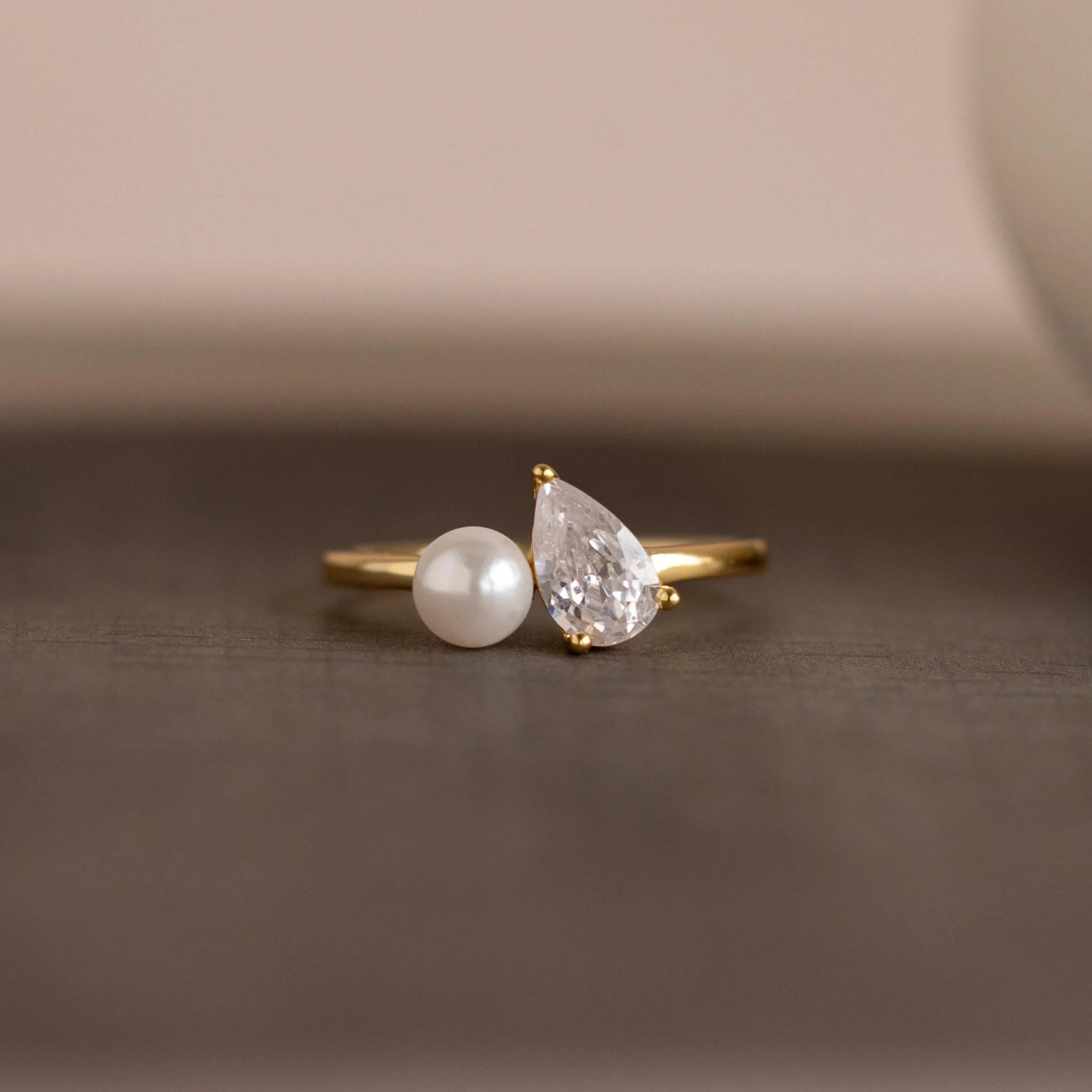 Pearl Diamond Ring