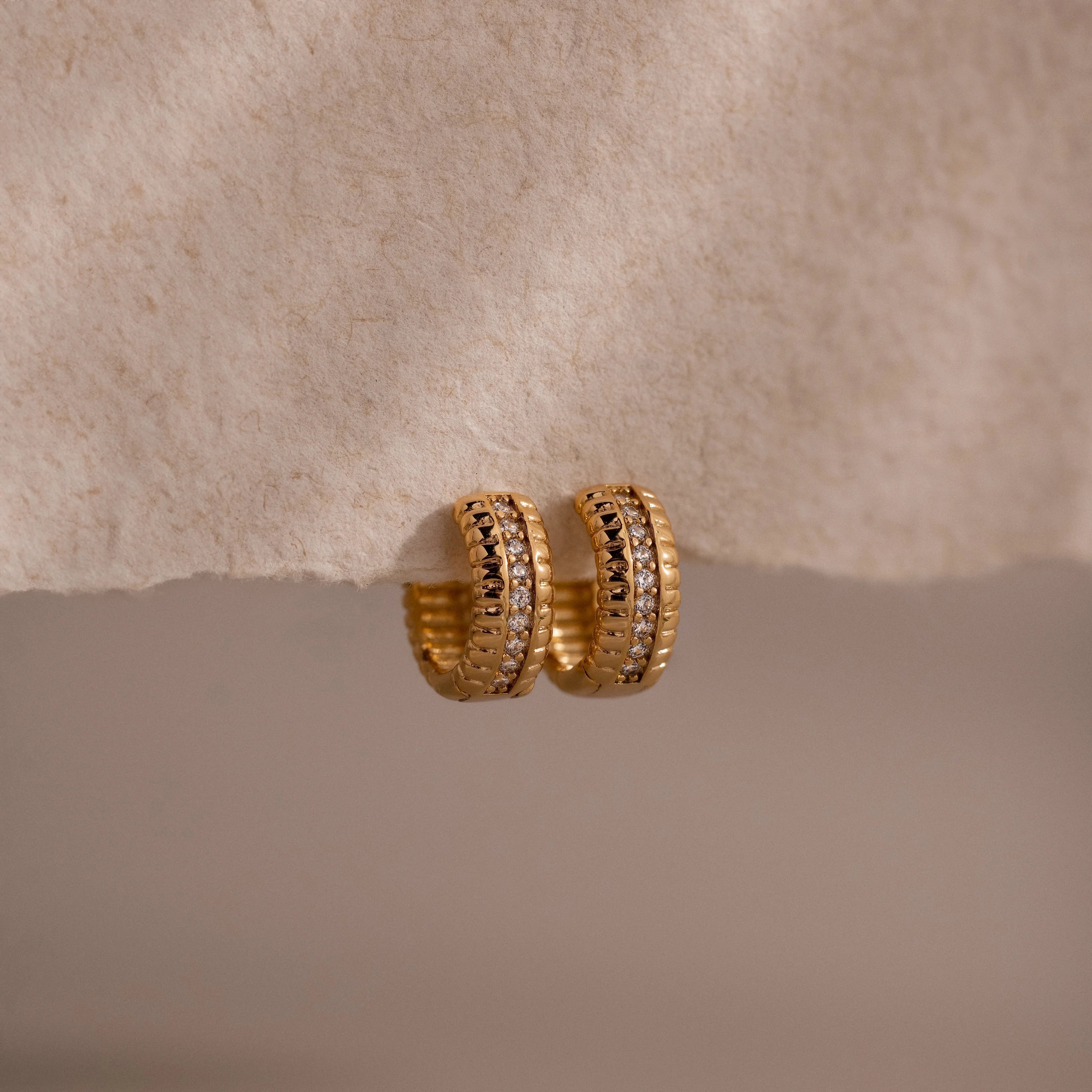 Diamonds Ribbed Pave Huggies Silver 18K Gold Plated