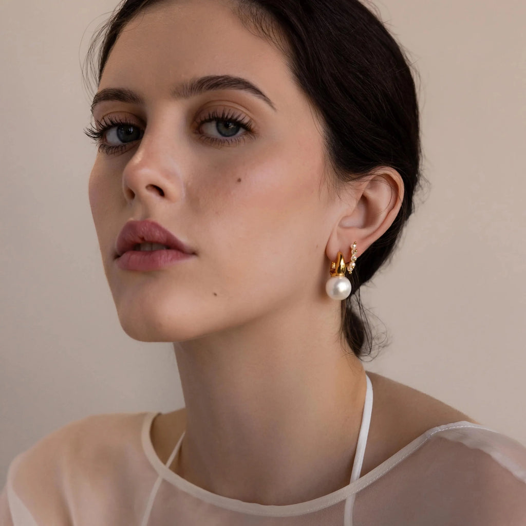 Dome Pearl Huggies Silver 18K Gold Plated