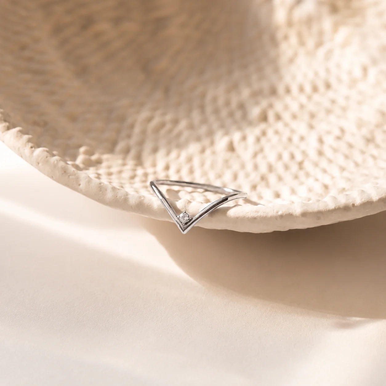 Curve Birthstone Ring