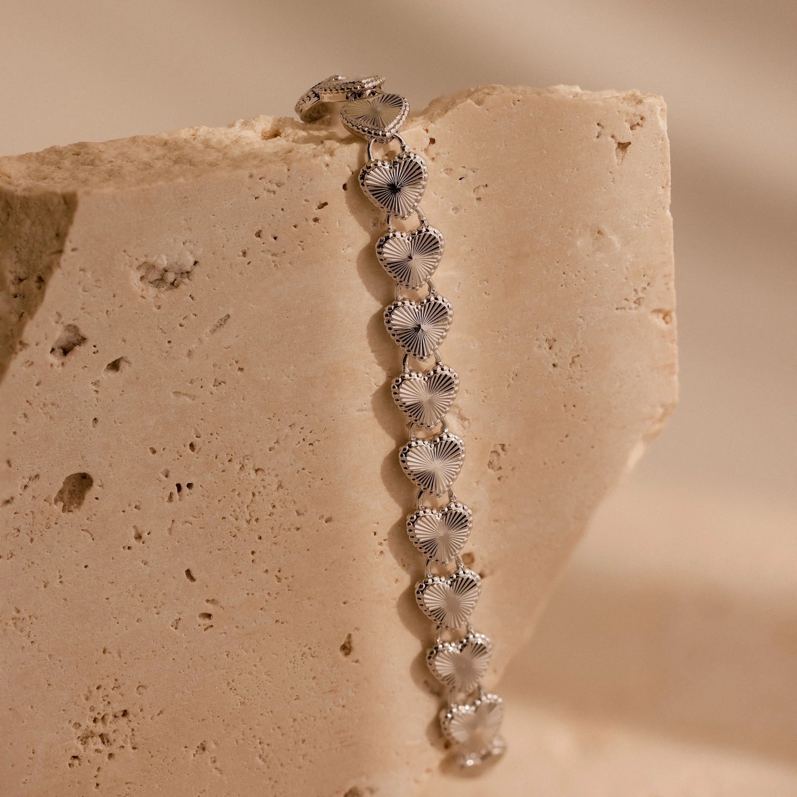 Ribbed Heart Link Bracelet Silver 18K Gold Plated