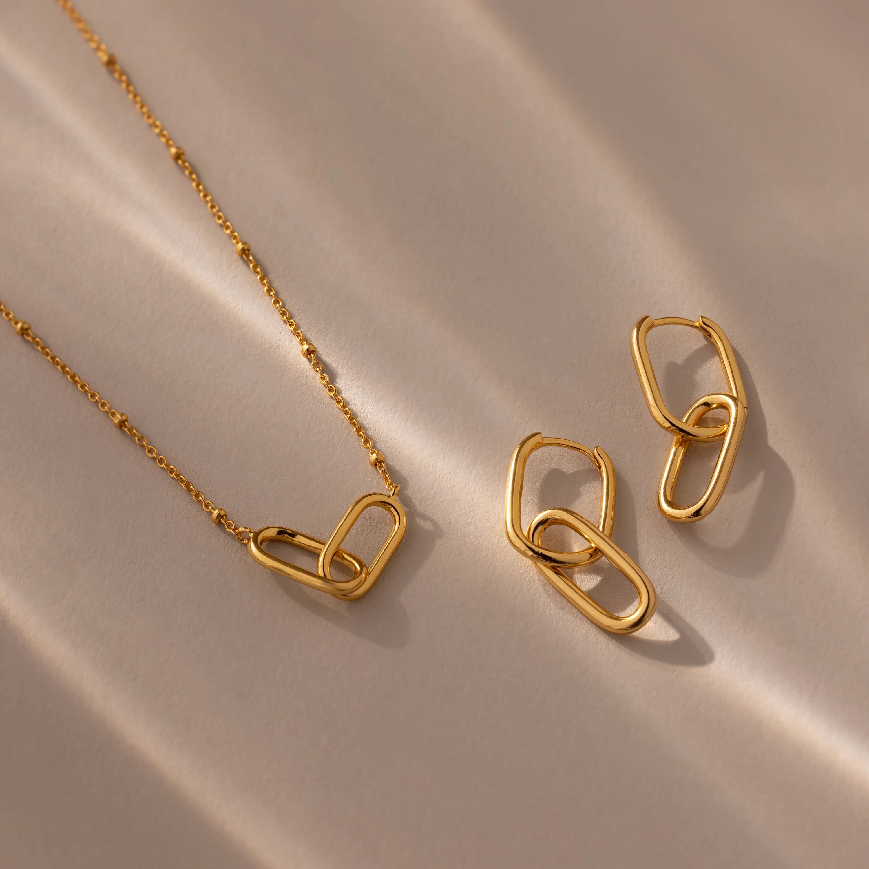 Linked Pendant Necklace and Earrings Set Silver 18K Gold Plated