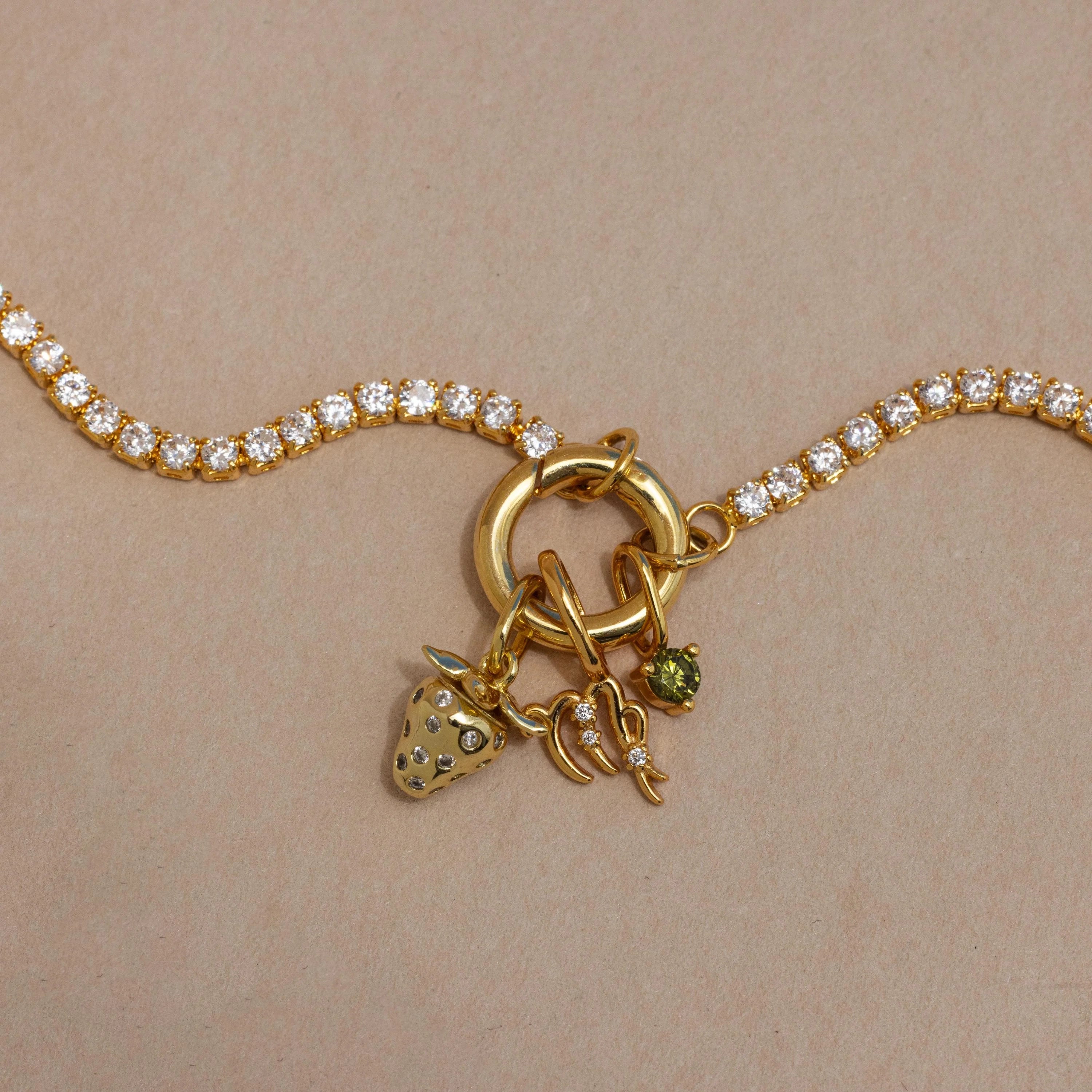 Diamond  Circle Clasp Necklace Silver 18K Gold Plated