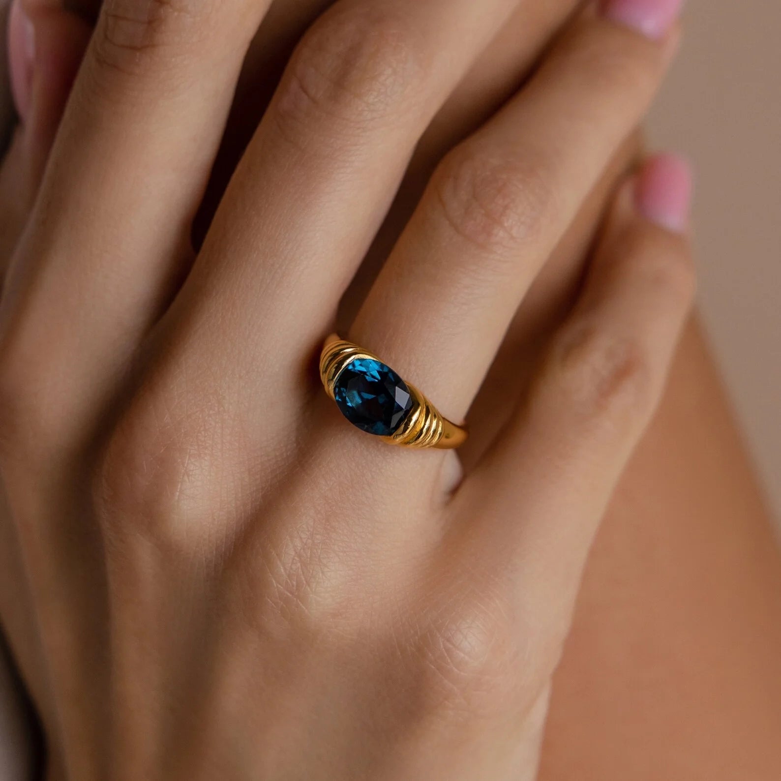 London Blue Signet Ring Silver 18K Gold Plated