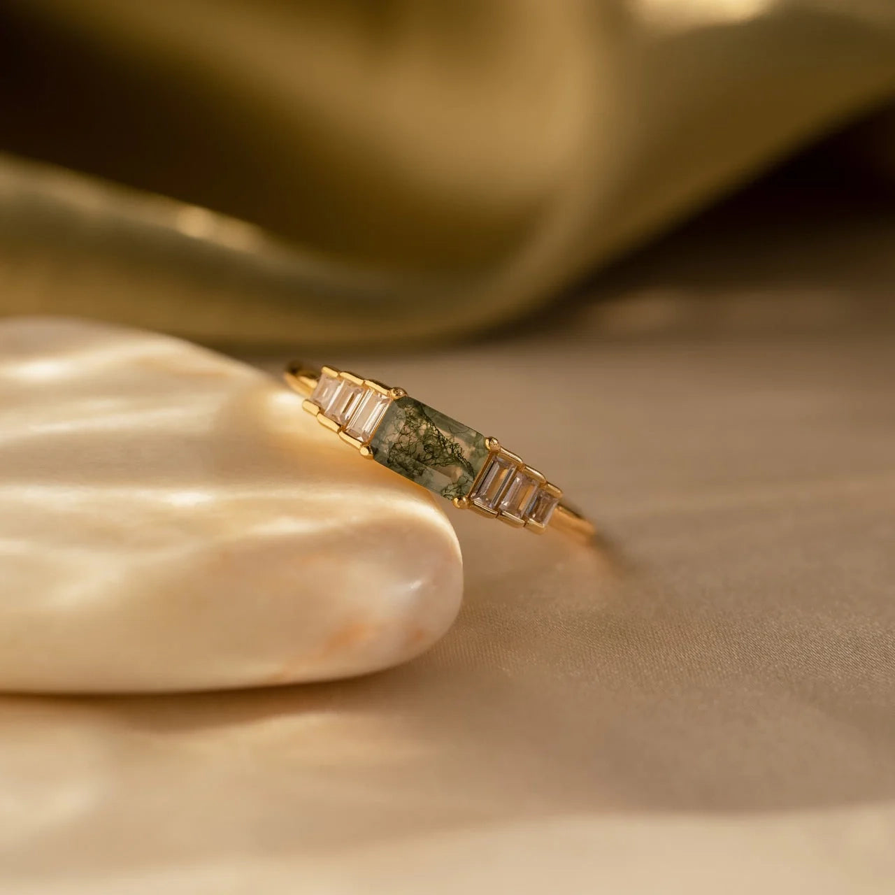 Radiant Aura: Agate Statement Ring