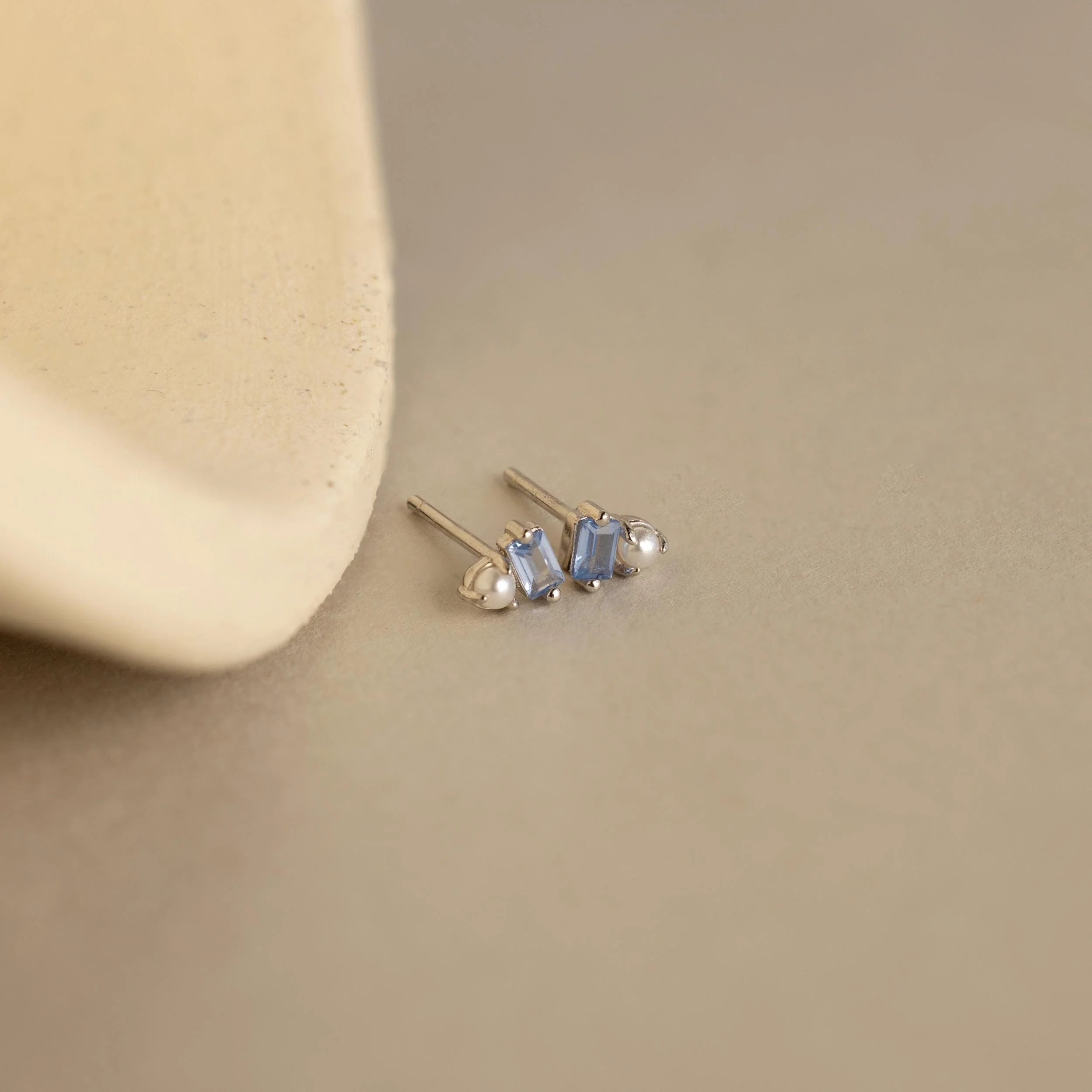 Baguette Aquamarine Pearl Studs Silver 18K Gold Plated