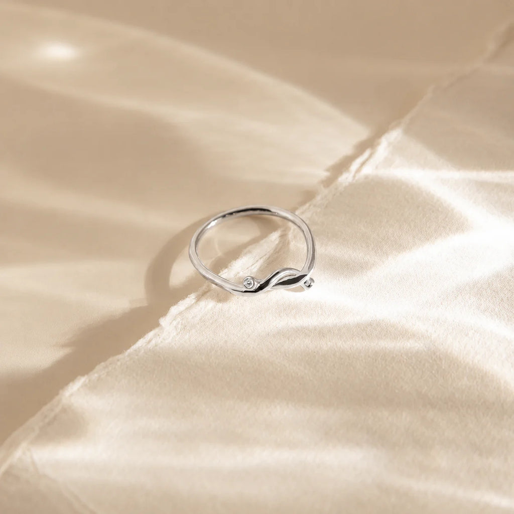 Valerie Knot Ring