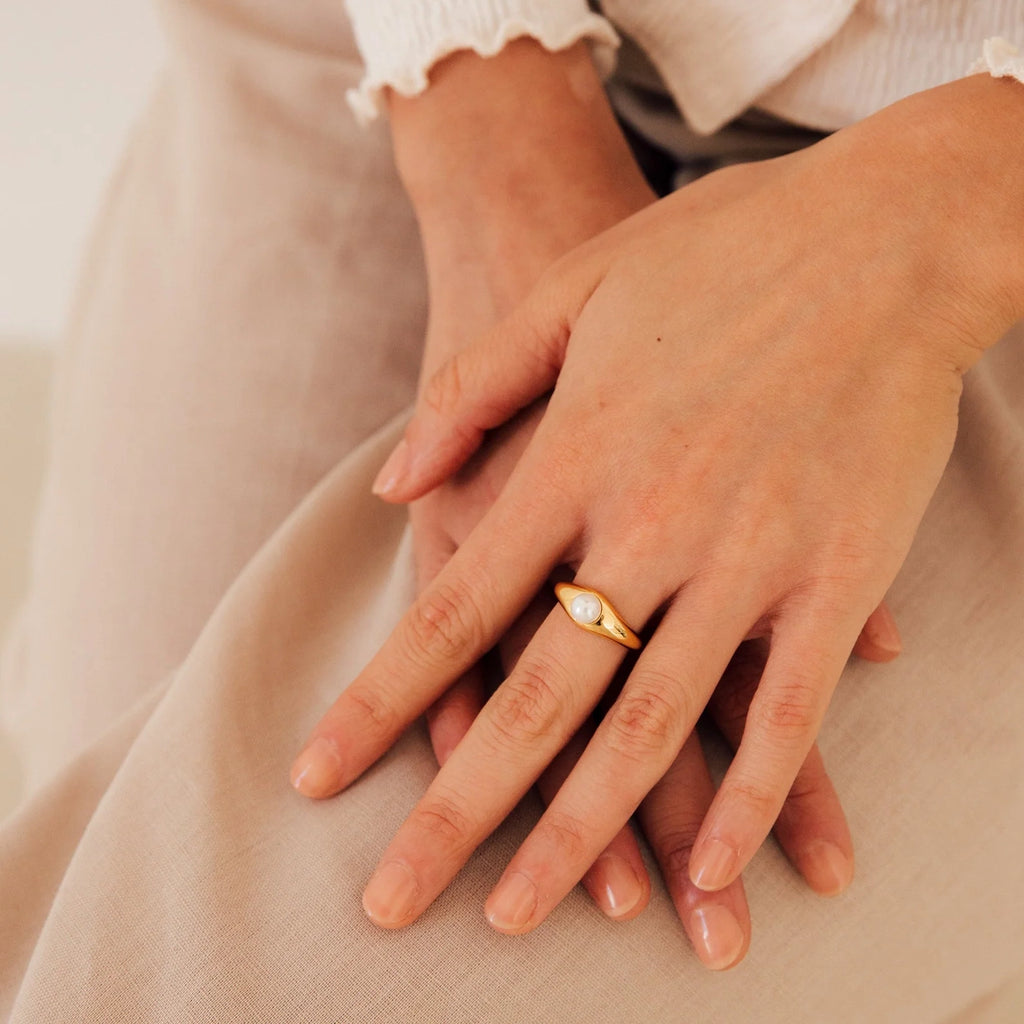 Freshwater Pearl Signet Ring Silver 18K Gold Plated