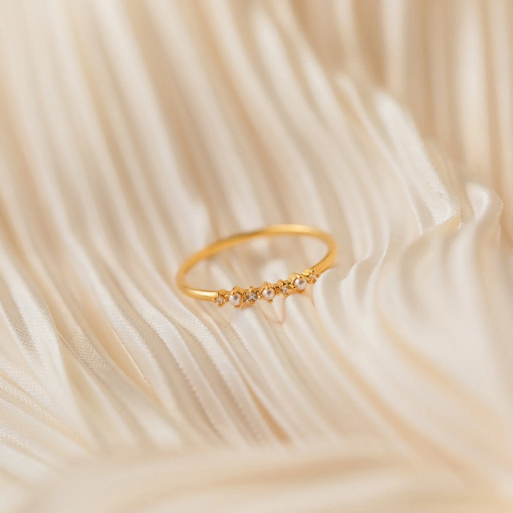 Delicate Pearl Diamond Ring Silver 18K Gold Plated