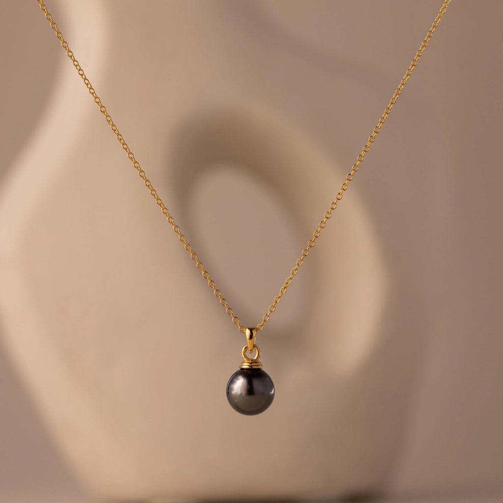 Midnight Pearl Necklace  Silver 18K Gold Plated