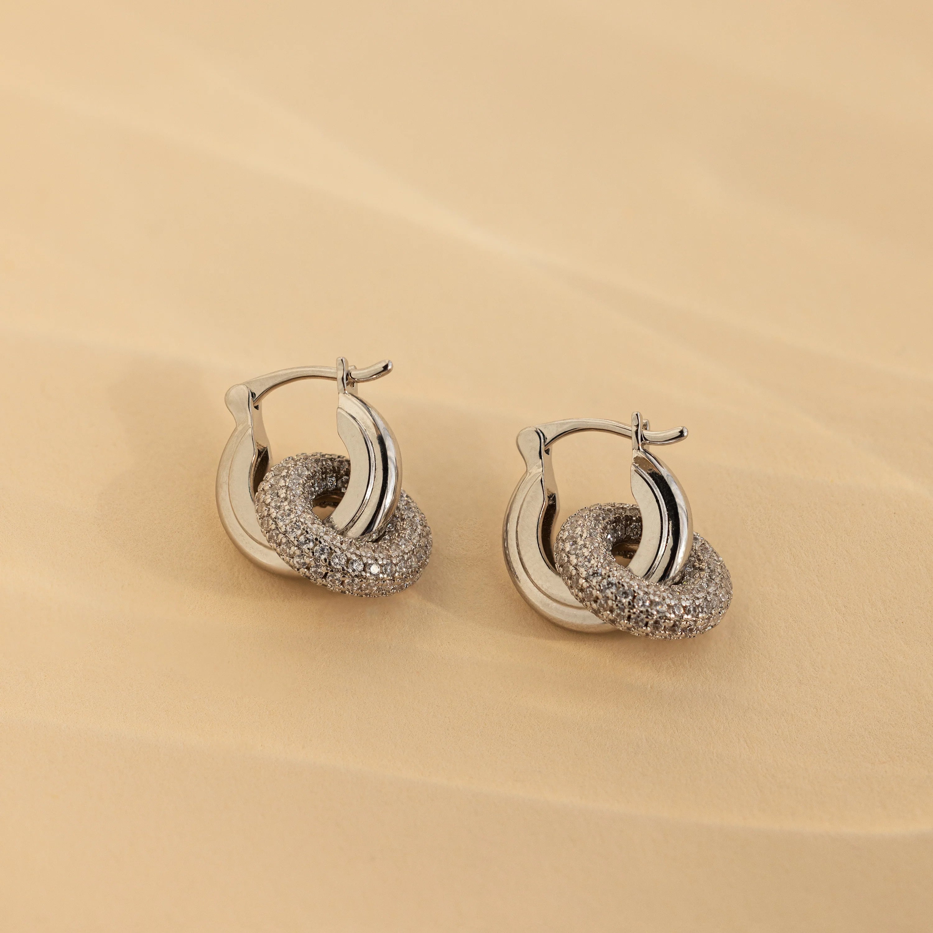 Diamonds Duo Pave Link Hoops Silver 18K Gold Plated