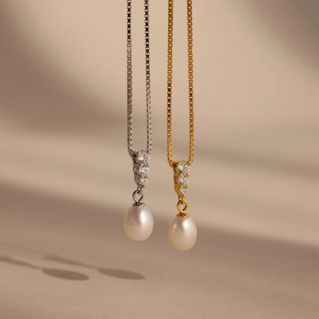 Diamond Pearl Droplet Necklace Silver 18K Gold Plated