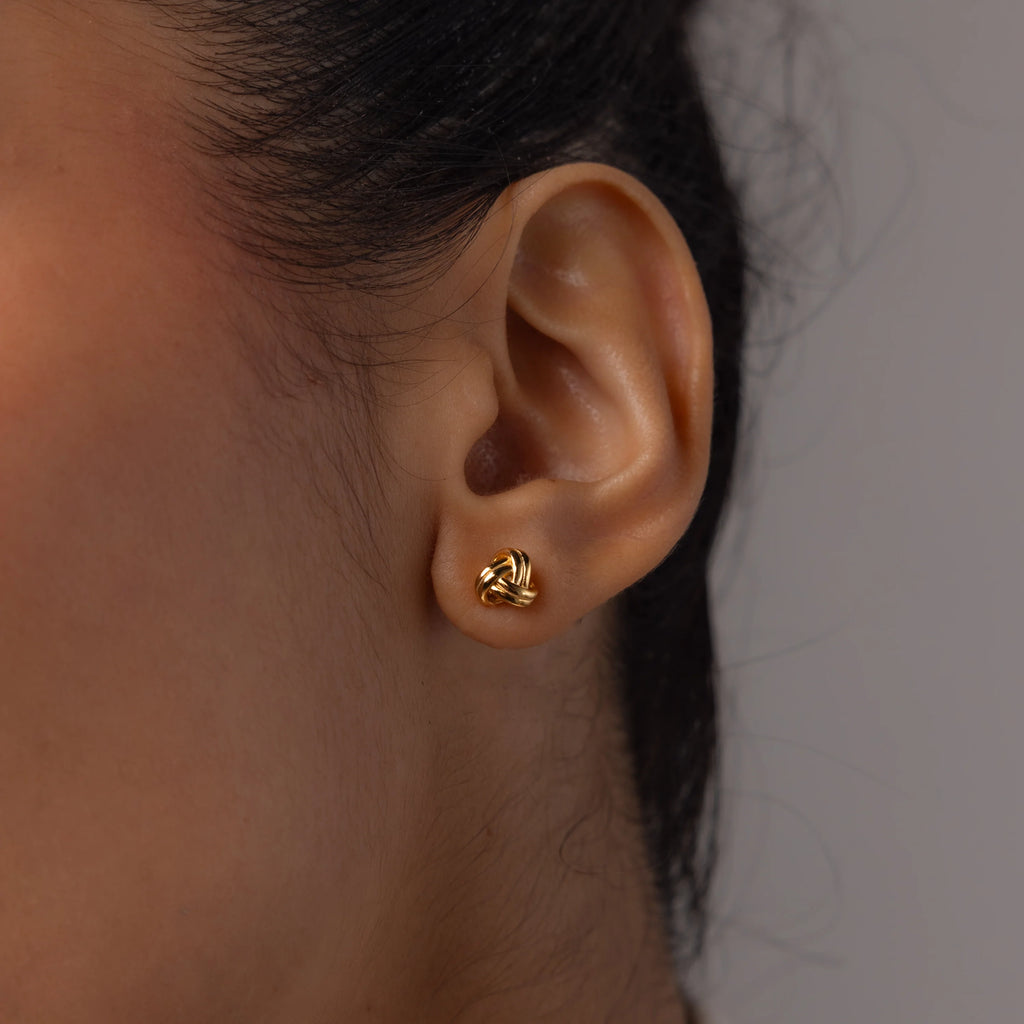 Love Knot Studs Silver 18K Gold Plated