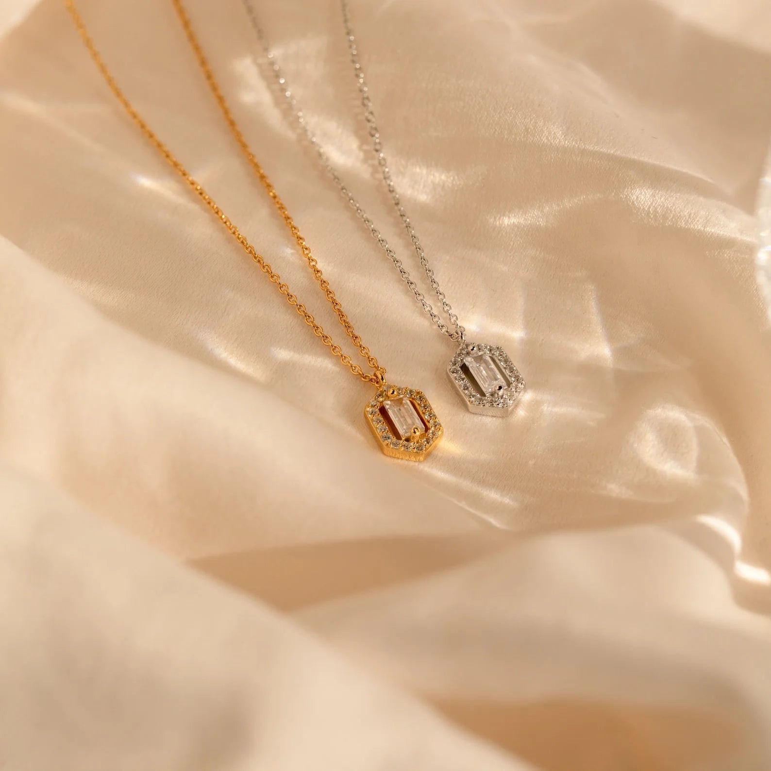 Daydreamer Diamond Necklace Silver 18K Gold Plated