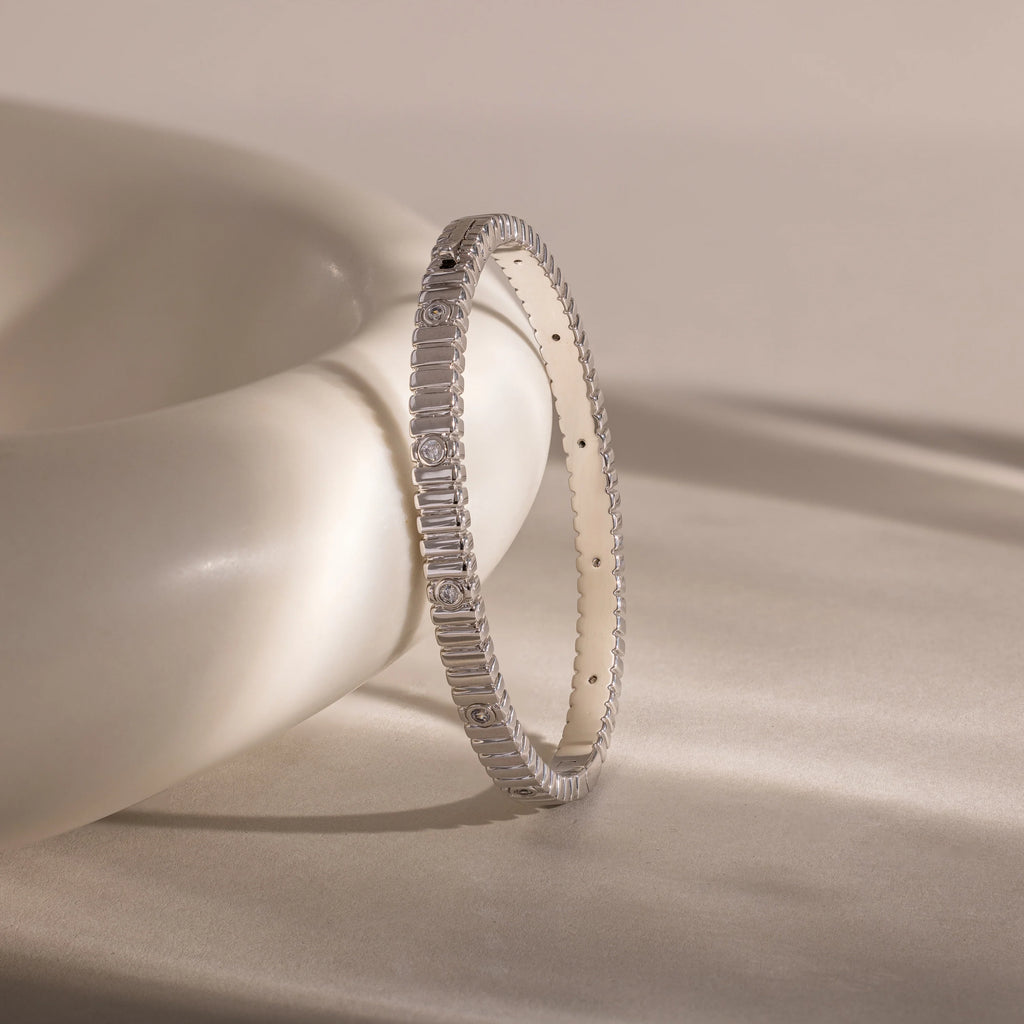 Ribbed Diamond Bangle Silver 18K Gold Plated
