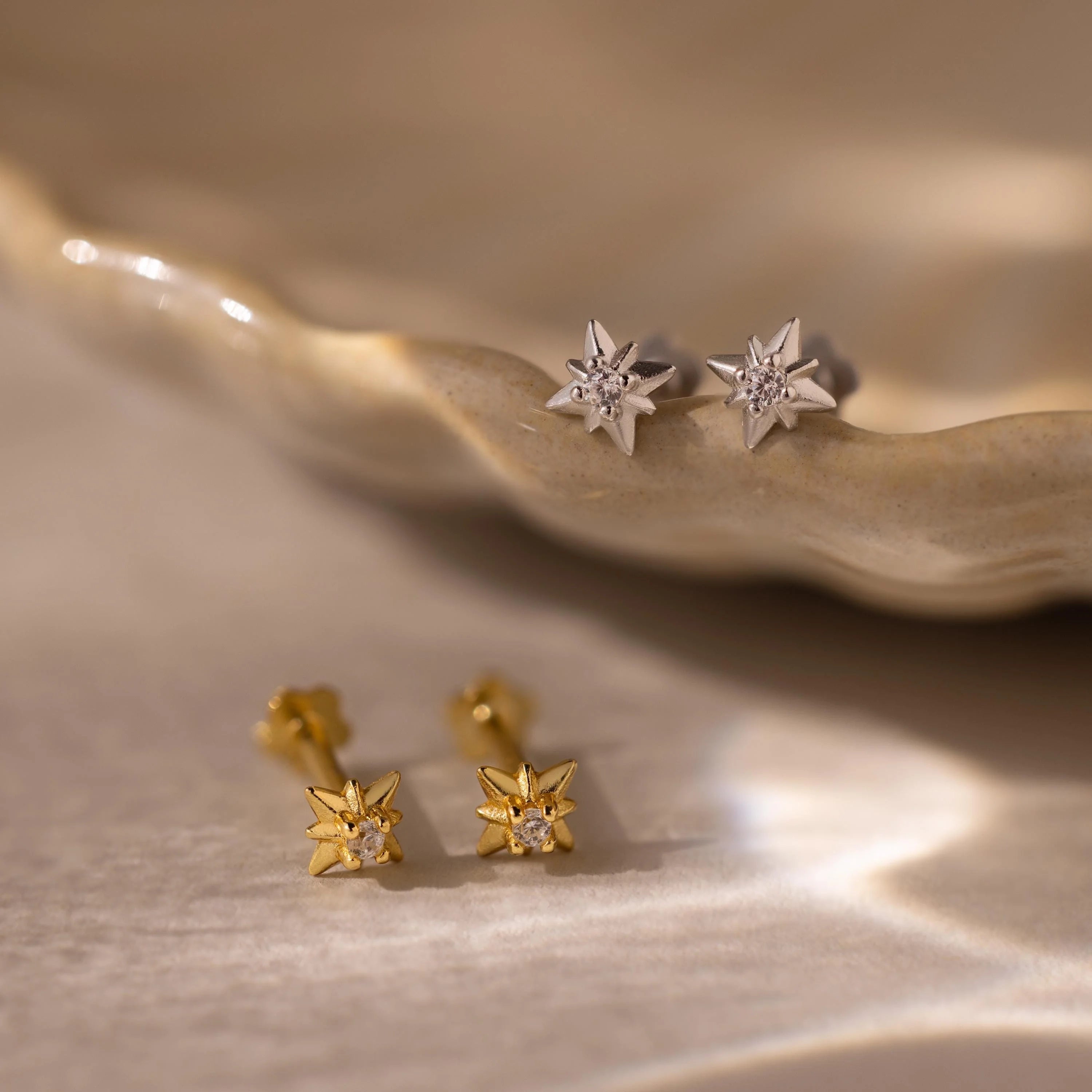 Diamond Starlight Flatback Studs Silver 18K Gold Plated