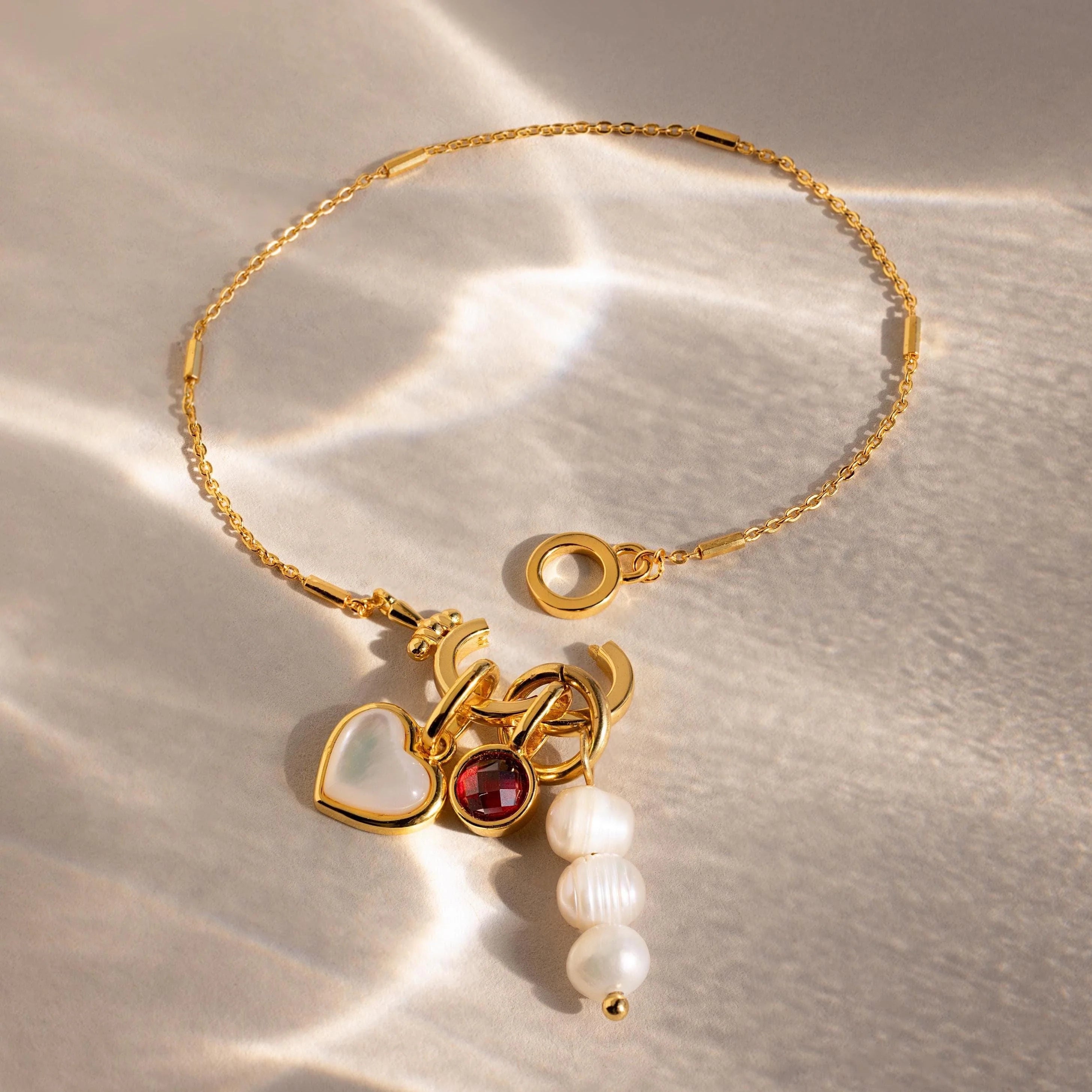 Hinged Circle Pendant Bracelet