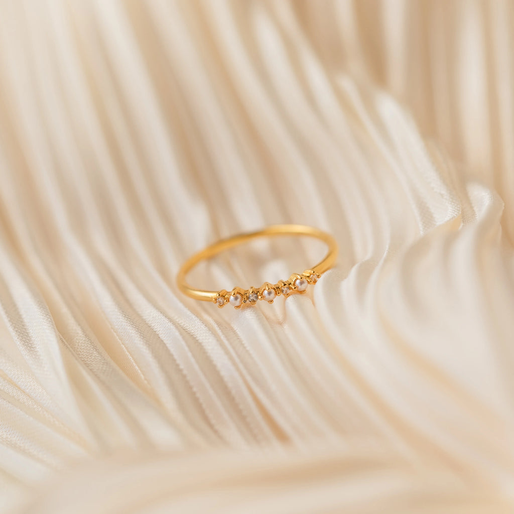 Delicate Pearl Diamond Ring Silver 18K Gold Plated