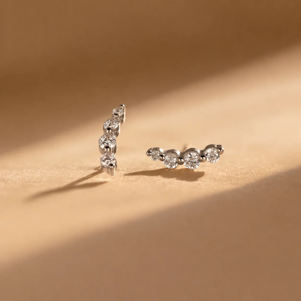 Tiny Diamond Climbers