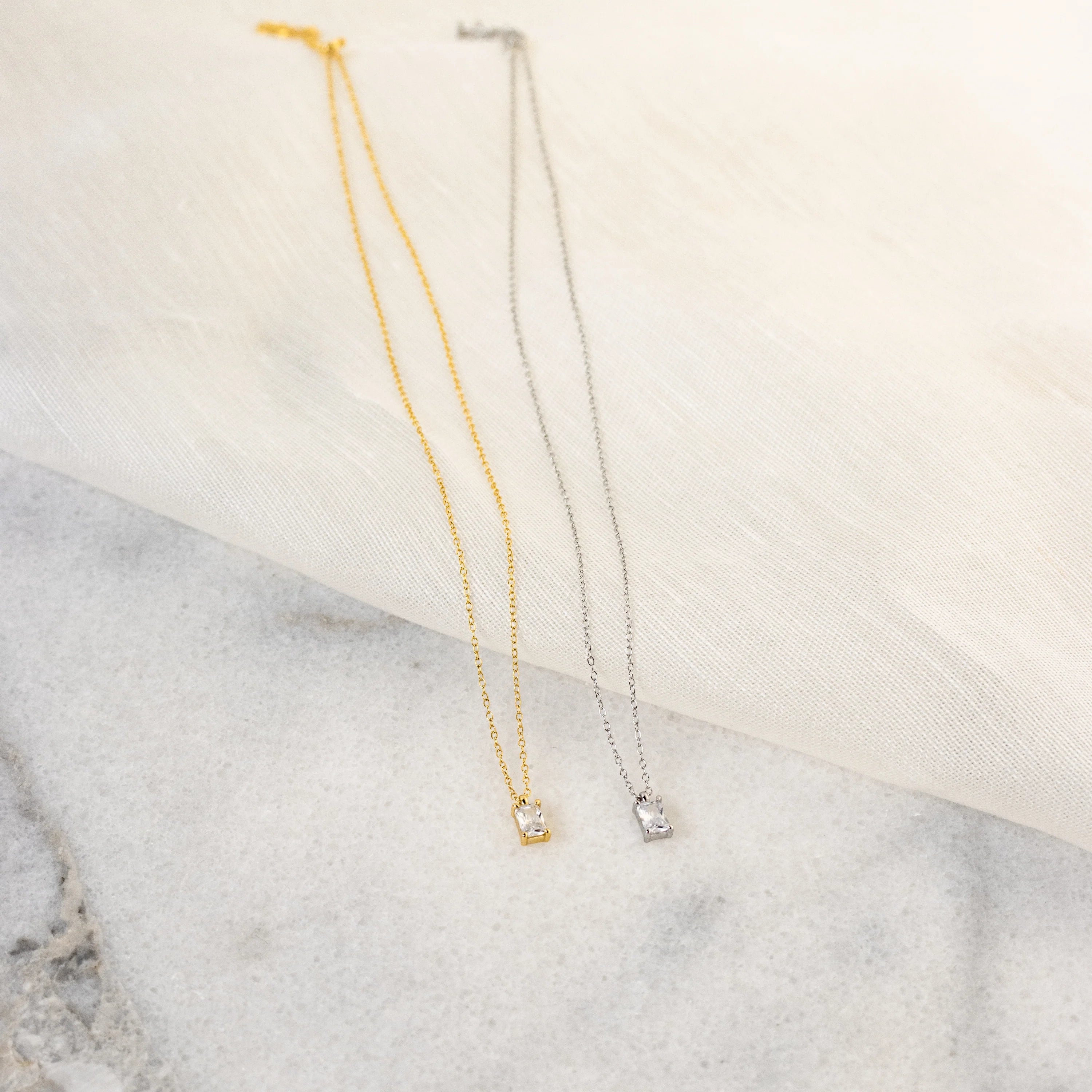 Sage Diamond Necklace Silver 18K Gold Plated