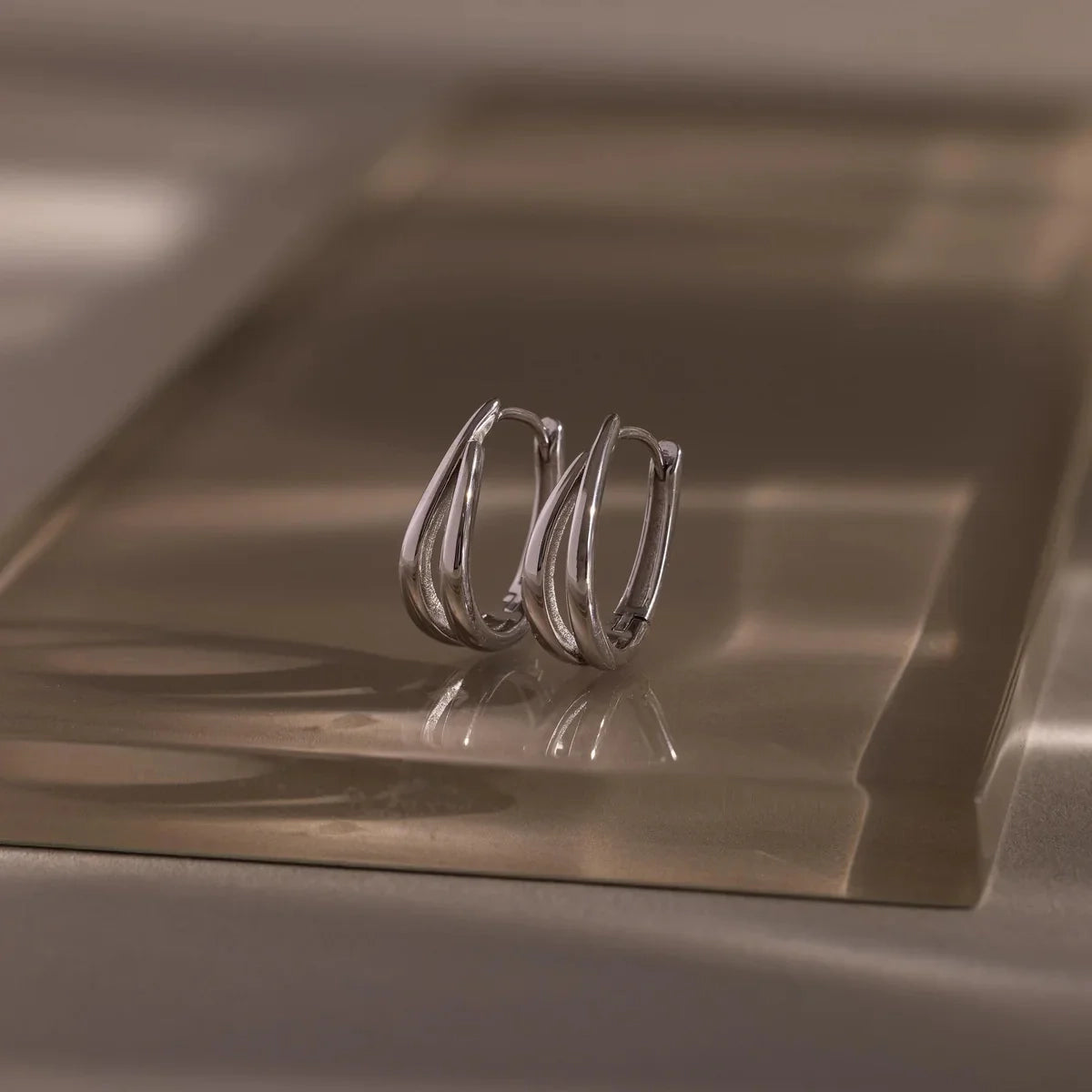 Double Loop Hoops