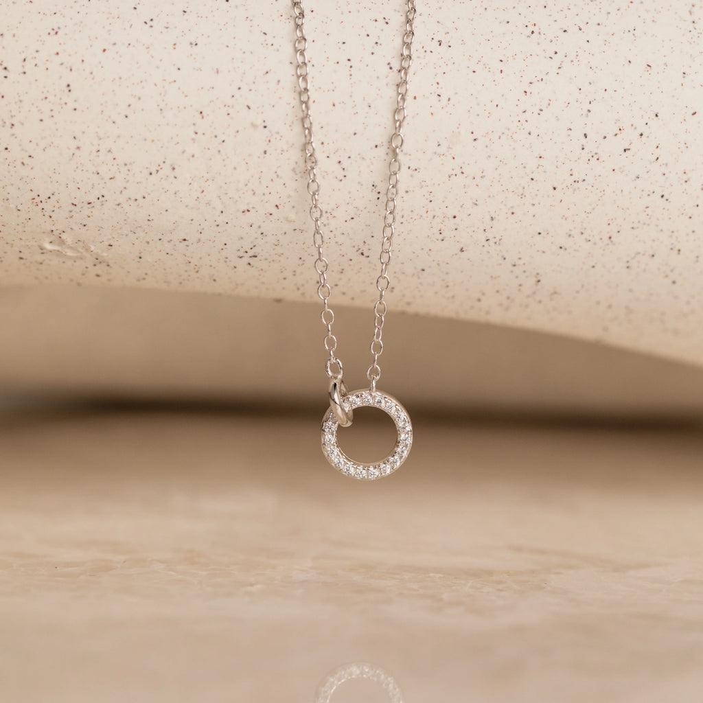 Pavé Circle Interlocking Necklace Silver 18K Gold Plated